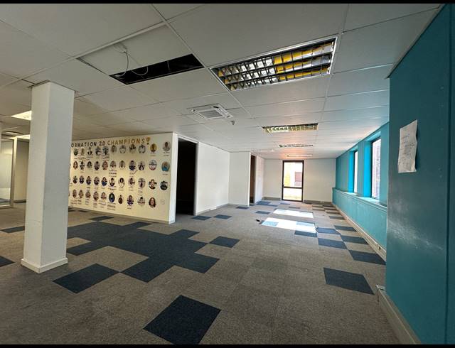 304M² OFFICE TO LET IN SANDTON CENTRAL